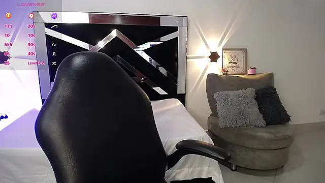 CataleyaMoonroe online show from 15, 11, 2025