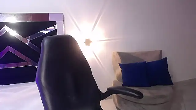 CataleyaMoonroe online show from 8, 10, 2025