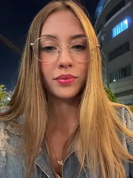 fanyabbey online show from 3, 5, 2026
