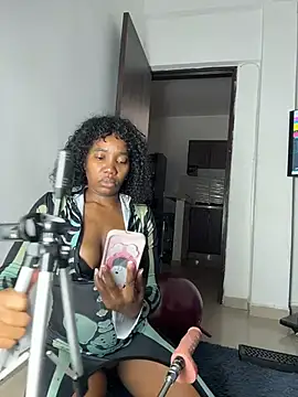 MerliaSsomer online show from 31, 10, 2025