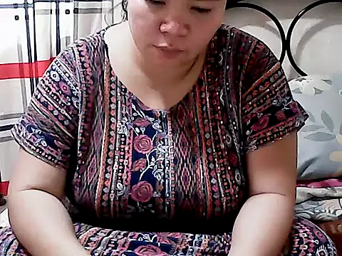 HornyPussie69 online show from 4, 4, 2026