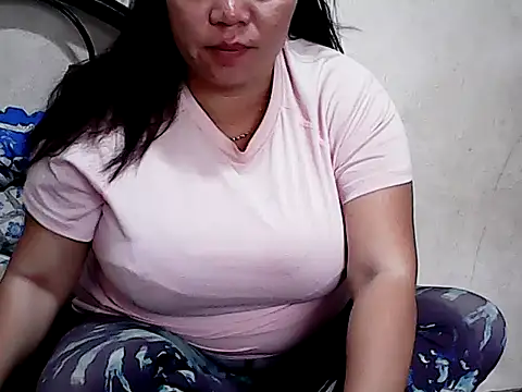 HornyPussie69 online show from 1, 5, 2026