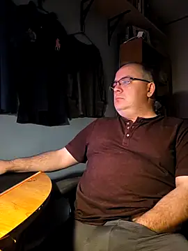 Iceman69696 online show from 4, 5, 2026