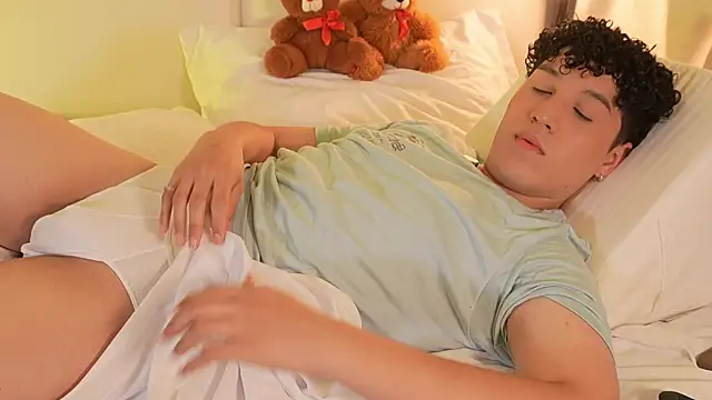 Snapshot of kai_zareck chatting on 22, 2, 2026 kai zareck online show from 22, 2, 2026