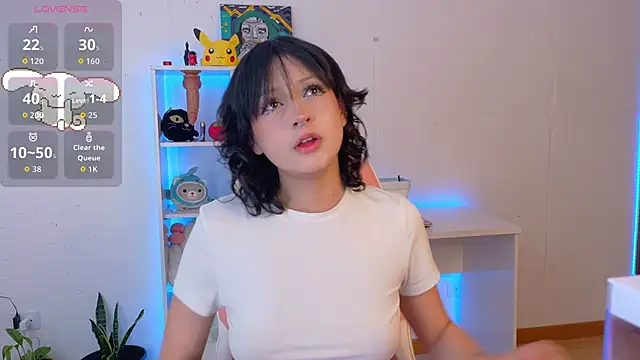 Sallie Doll online show from 11, 11, 2025