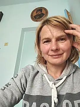 Masha412111 online show from 19, 5, 2026