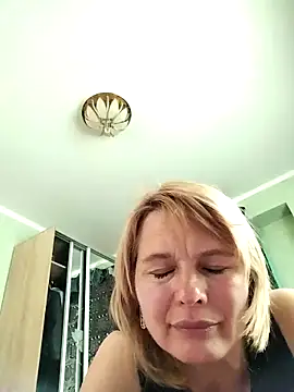 Masha412111 online show from 6, 10, 2025