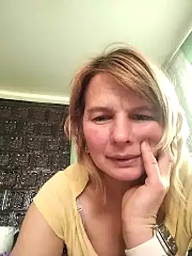 Masha412111 online show from 22, 12, 2025