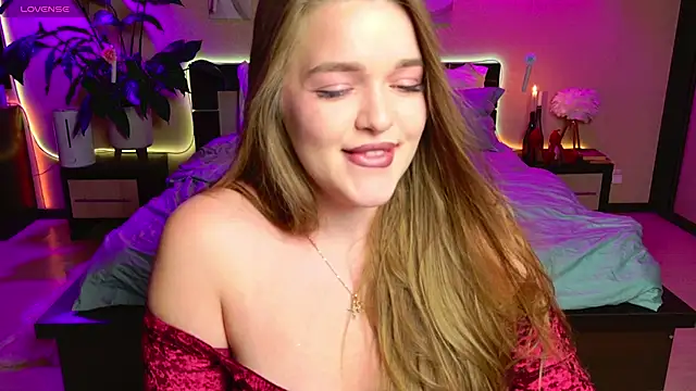 EmilyWhispers online show from 9, 7, 2026