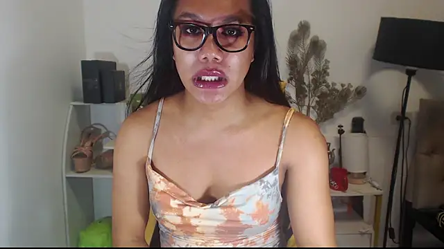 hugecockyurikaa online show from 15, 10, 2025