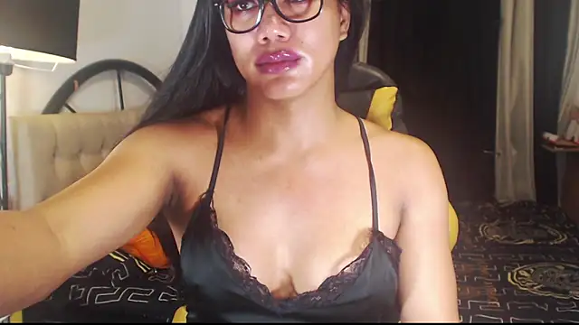 hugecockyurikaa online show from 24, 11, 2025