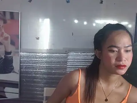 Snapshot of miss_katty28 chatting on 18, 10, 2025 miss katty28 online show from 18, 10, 2025