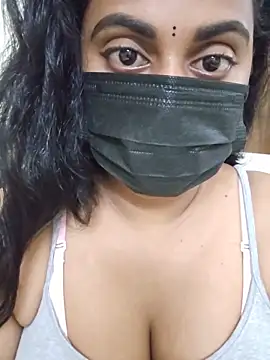 Dheronika sweetie online show from 7, 6, 2026
