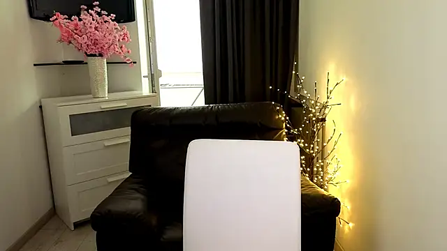 GoldenRose  online show from 13, 3, 2026