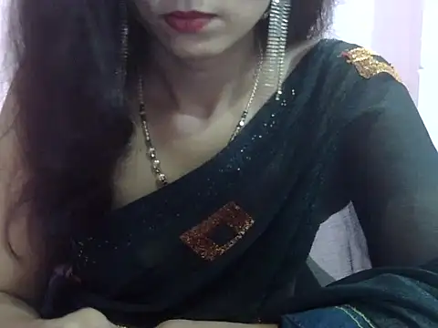 Snapshot of Laila_Cute chatting on 15, 7, 2026 Laila Cute online show from 15, 7, 2026