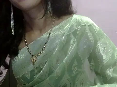 Snapshot of Laila_Cute chatting on 2, 7, 2026 Laila Cute online show from 2, 7, 2026