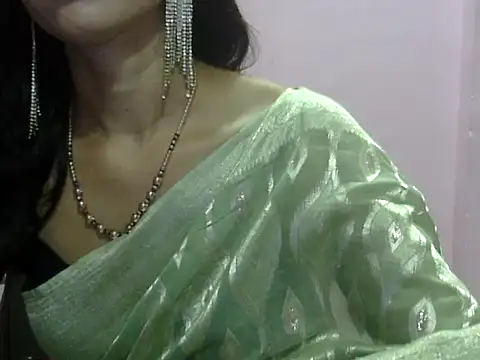 Snapshot of Laila_Cute chatting on 3, 7, 2026 Laila Cute online show from 3, 7, 2026