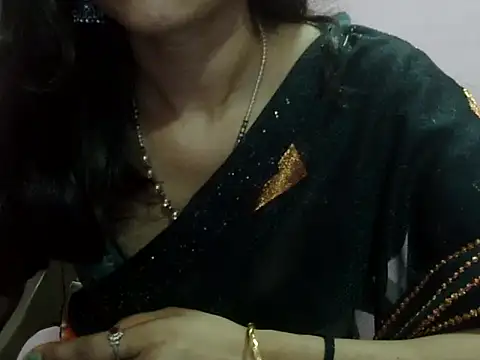 Laila Cute online show from 7, 5, 2026