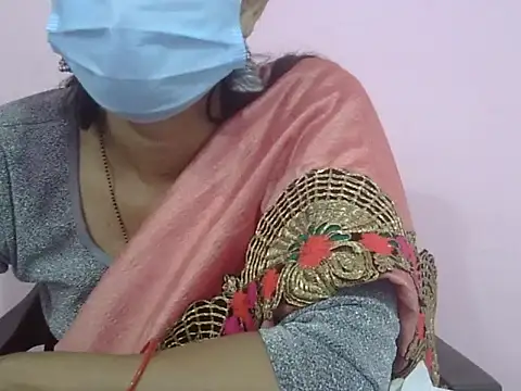 Snapshot of Laila_Cute chatting on 14, 1, 2026 Laila Cute online show from 14, 1, 2026