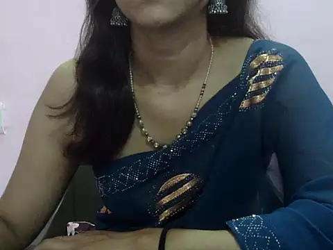 Laila Cute online show from 19, 5, 2026