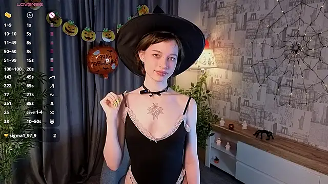 PaulaDauge online show from 2, 11, 2025