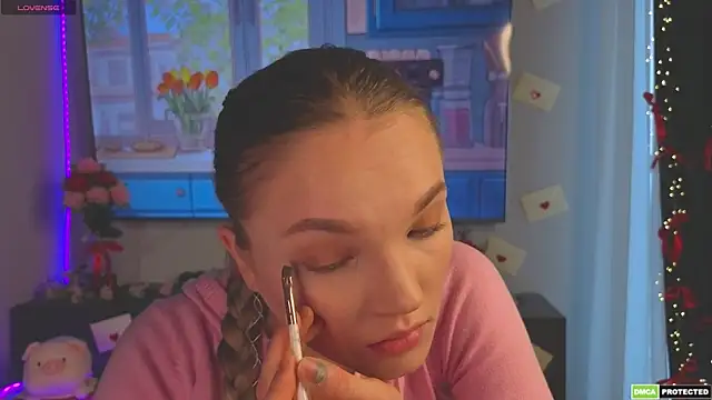 JulieLupo online show from 2, 4, 2026