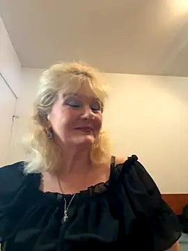 BoloshkaBlonda online show from 17, 10, 2025