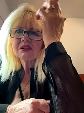 BoloshkaBlonda online show from 8, 10, 2025