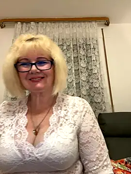 BoloshkaBlonda online show from 13, 11, 2025