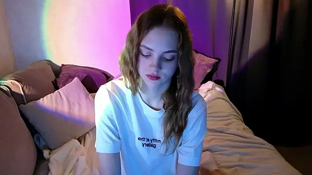 midnightMaya online show from 16, 10, 2025