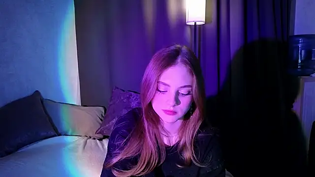 midnightMaya online show from 15, 10, 2025