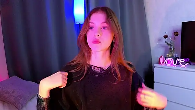 midnightMaya online show from 6, 11, 2025