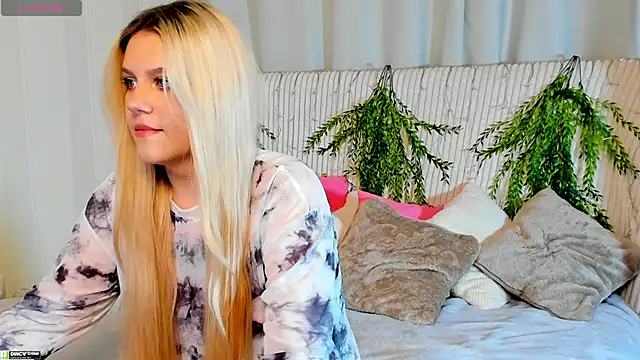 Malisha kiss online show from 25, 10, 2025