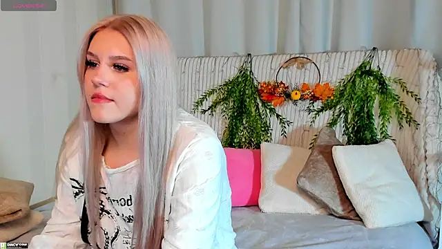 Malisha kiss online show from 29, 10, 2025