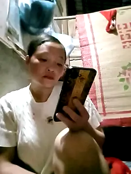 Minkine022 online show from 8, 10, 2025