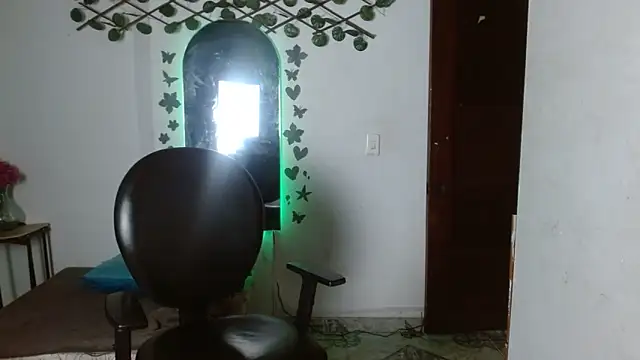 Ebony luna online show from 30, 4, 2026