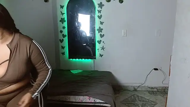 Ebony luna online show from 13, 5, 2026