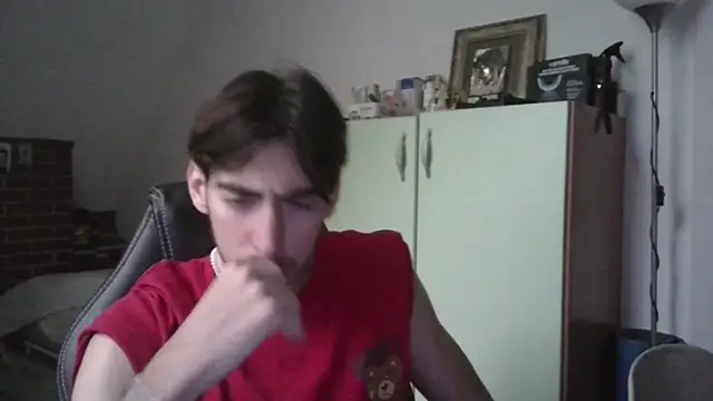 BABYJR05 online show from 4, 12, 2025