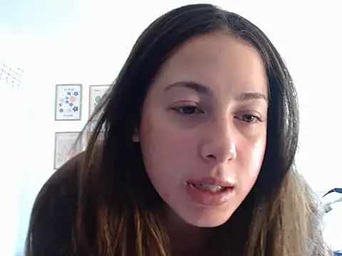 Snapshot of poppysinclair chatting on 13, 10, 2025 poppysinclair online show from 13, 10, 2025