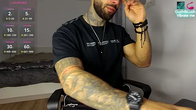 MasculineGuy99 online show from 26, 10, 2025