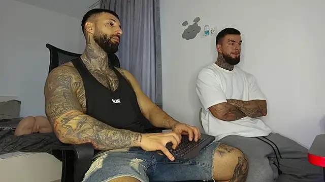 MasculineGuy99 online show from 10, 11, 2025