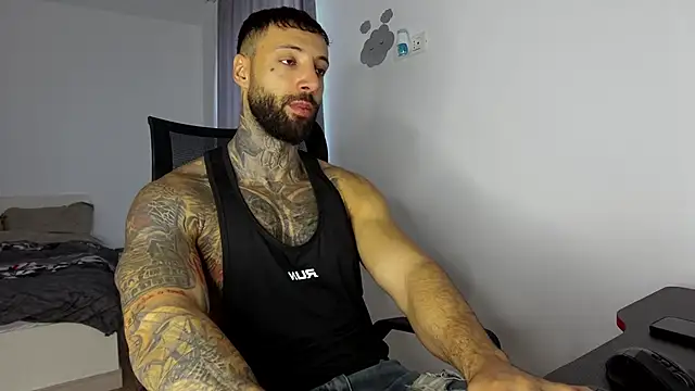 MasculineGuy99 online show from 9, 11, 2025