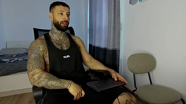 MasculineGuy99 online show from 12, 11, 2025