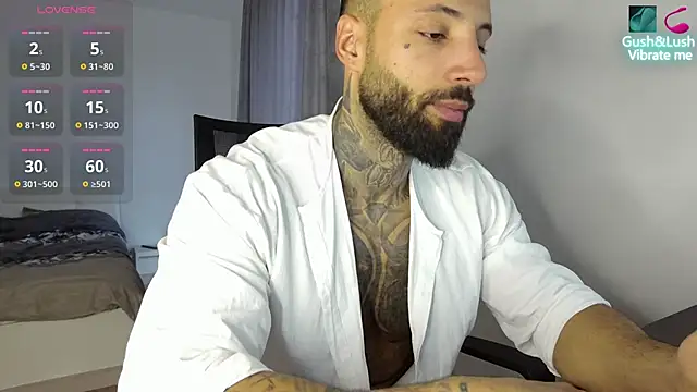 MasculineGuy99 online show from 16, 10, 2025