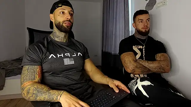 MasculineGuy99 online show from 7, 11, 2025