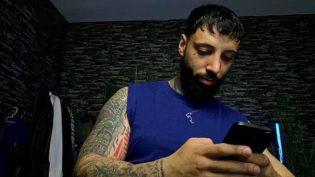 MasculineGuy99 online show from 15, 5, 2026