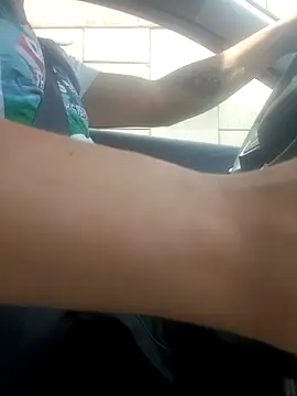 Snapshot of Chyynoxxx chatting on 8, 11, 2025 Chyynoxxx online show from 8, 11, 2025