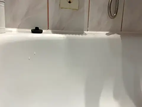 pleasedontpressaredburton online show from 23, 10, 2025