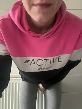 pleasedontpressaredburton online show from 16, 10, 2025