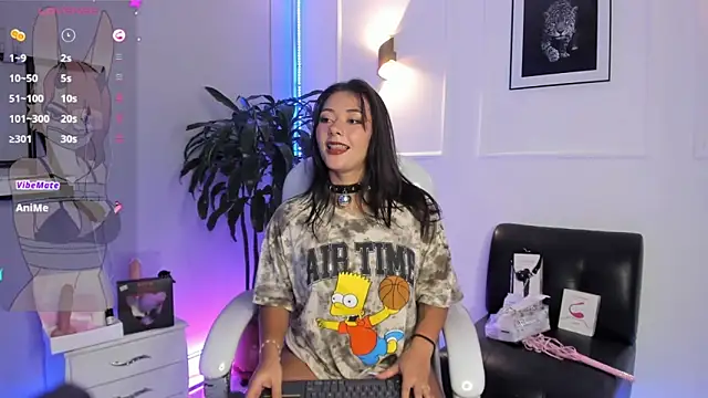 Snapshot of Hekate_20 chatting on 10, 11, 2025 Hekate 20 online show from 10, 11, 2025